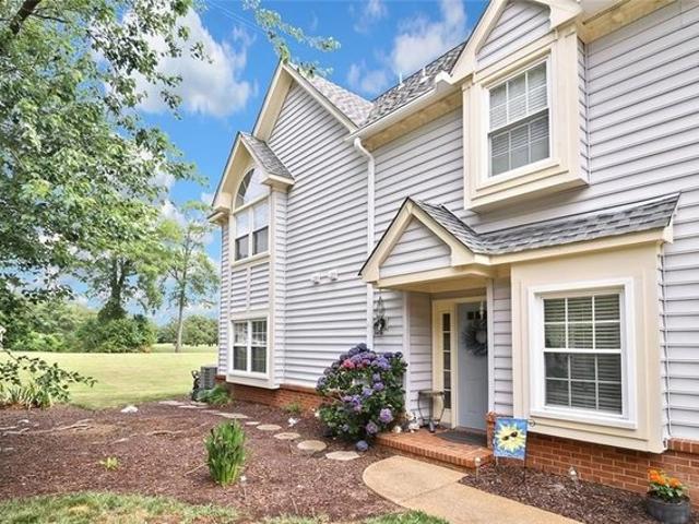 Condo for sale in Virginia