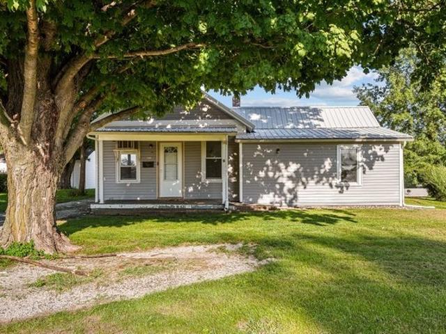 House for sale in Aledo, Illinois