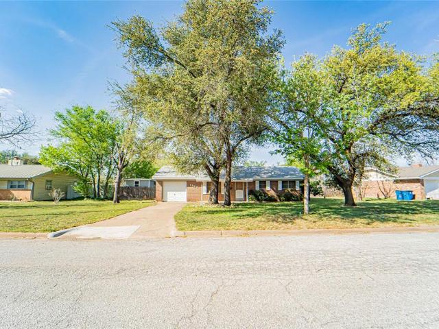 House for sale in Breckenridge, Texas