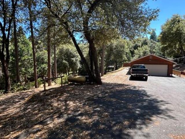 House for sale in Pine Grove, California