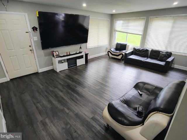 Townhouse for sale in Germantown