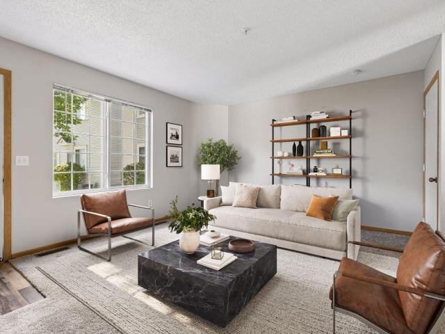 Townhouse for sale in Eden Prairie, Hennepin County