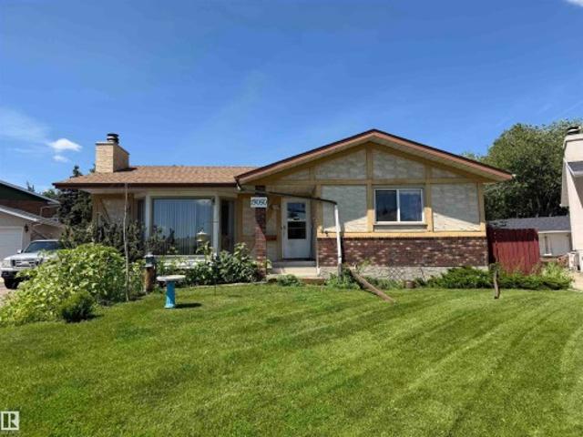House for sale in Wedgewood, Alberta