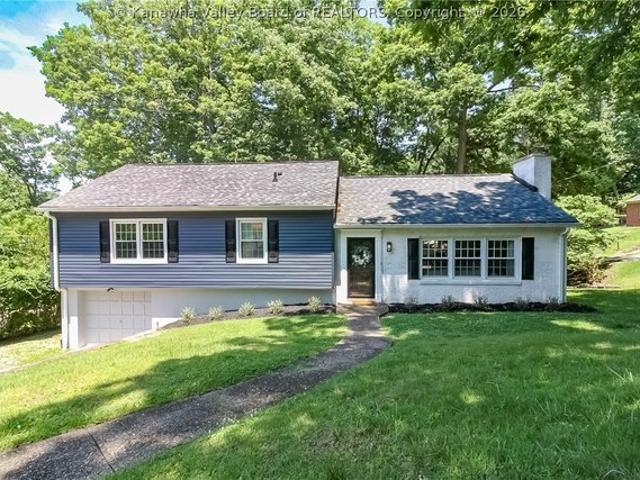 House for sale in Charleston, West Virginia