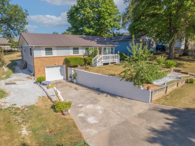 House for sale in Neosho, Missouri