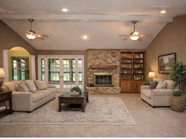 House for sale in Graham, Young County