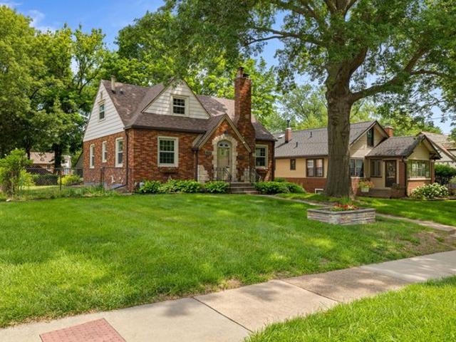 House for sale in Des Moines, Iowa