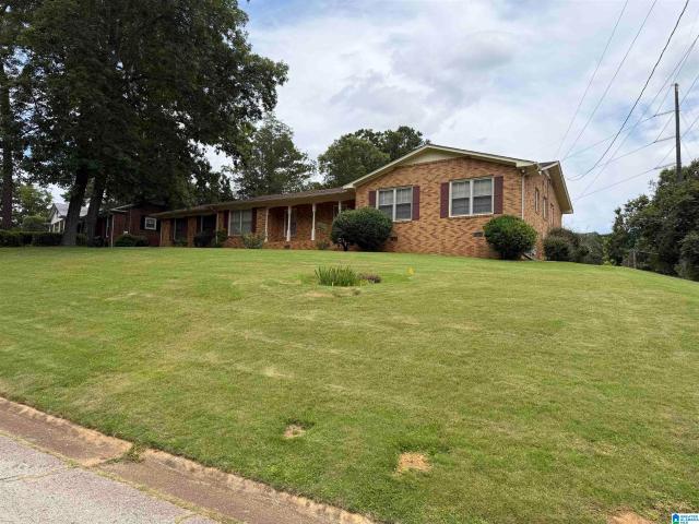 House for sale in Anniston, Alabama