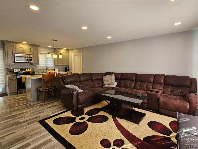 House for sale in Oneida, New York