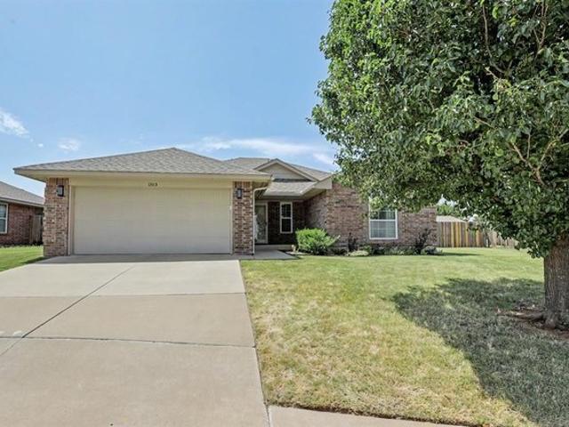 House for sale in Yukon, Oklahoma
