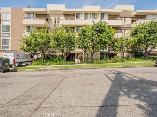 Condo for sale in Glendale, California