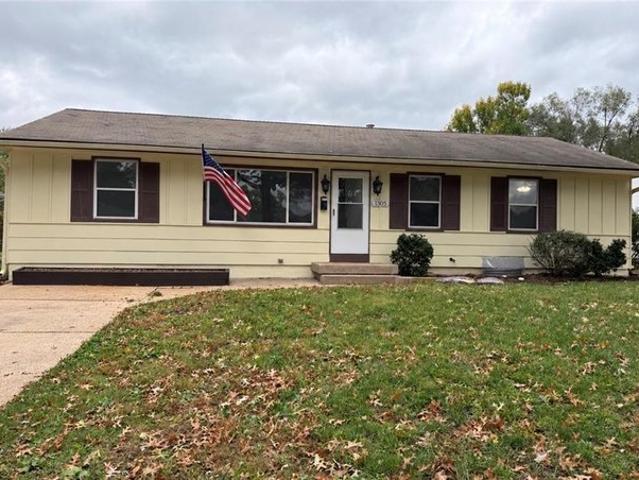 House for sale in Far View Heights, Independence
