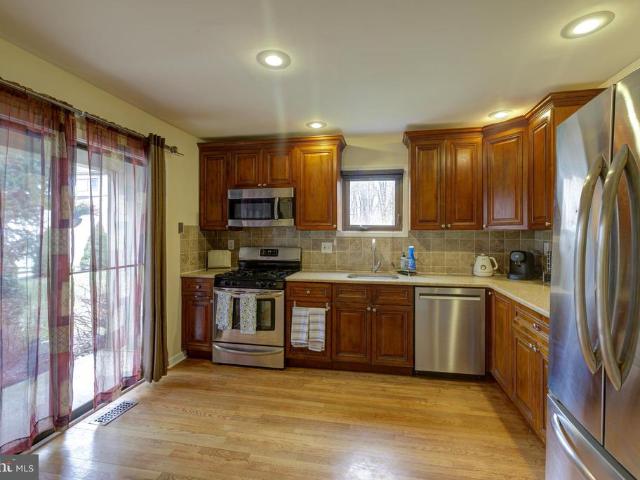 Townhouse for sale in Dresher, Pennsylvania