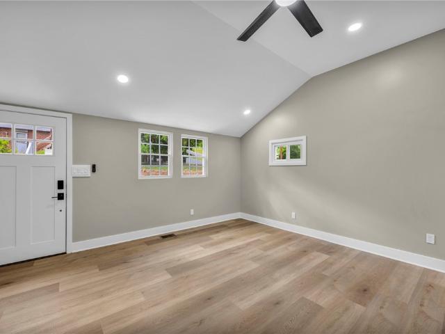 House for sale in Bridgeville, Pennsylvania