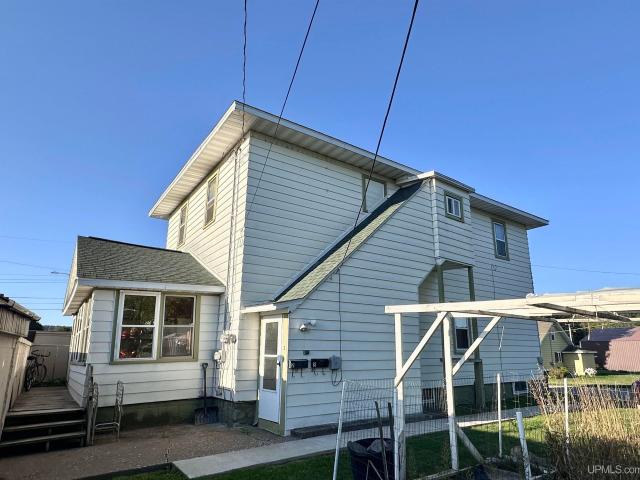 House for sale in Iron Mountain, Michigan
