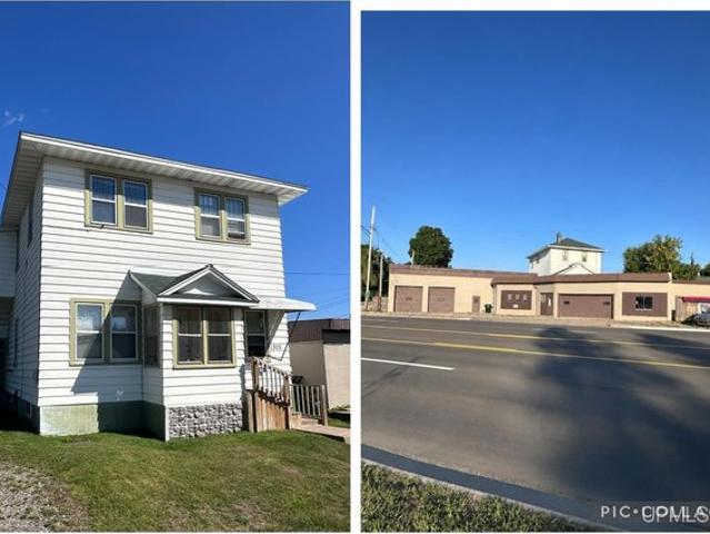 House for sale in Iron Mountain, Michigan