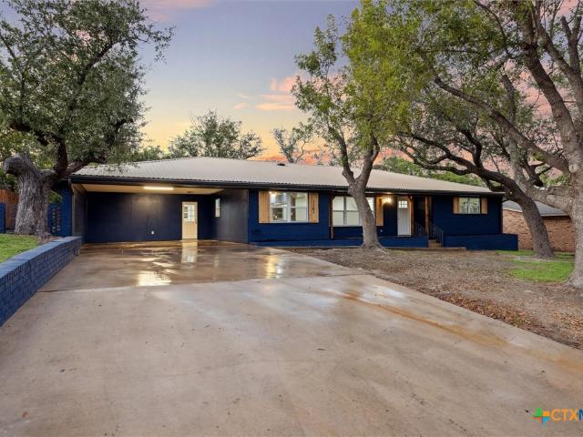 House for sale in Lampasas, Texas
