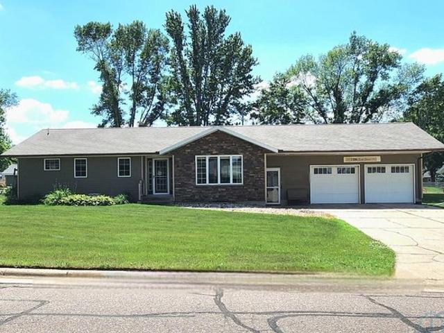 House for sale in Hull, Iowa