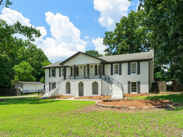 House for sale in Pleasant Grove, Alabama