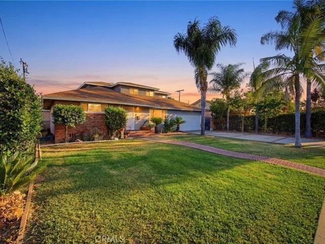 House for sale in Santa Ana, California