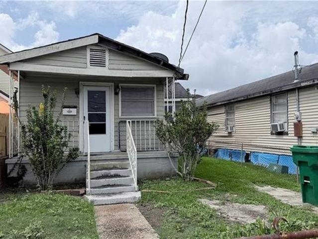 House for sale in Gretna, Louisiana