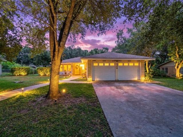 House for sale in Alice, Texas