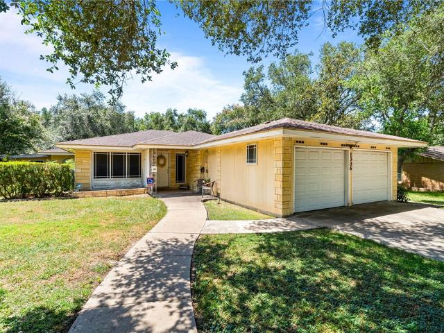 House for sale in Alice, Texas