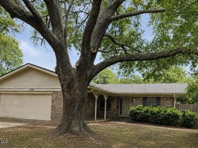 House for sale in Pascagoula, Mississippi