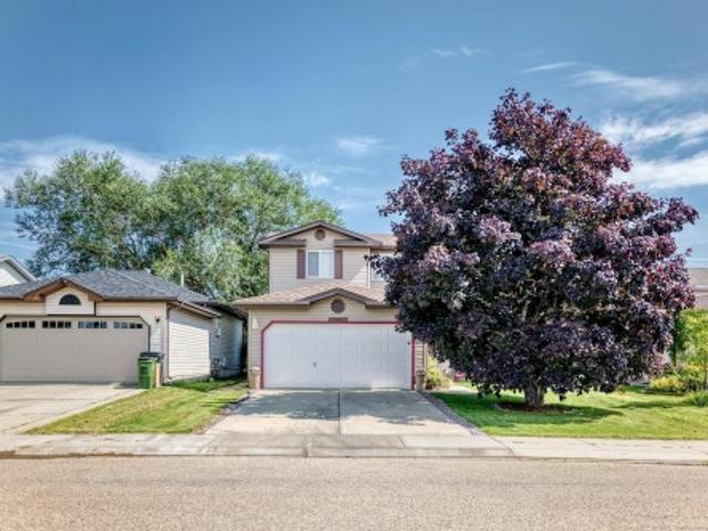 House for sale in Wedgewood, Alberta