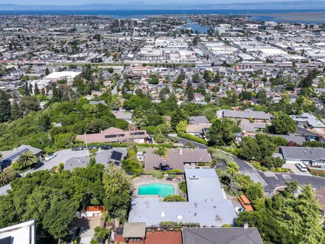 House for sale in Belmont