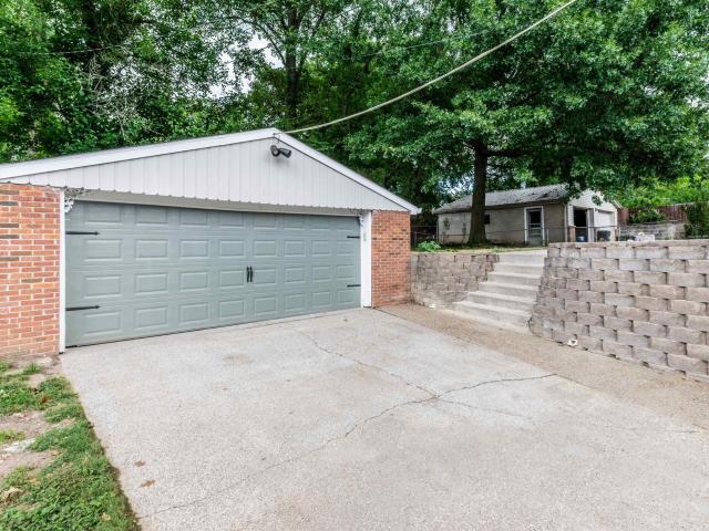 House for sale in Evansville, Indiana