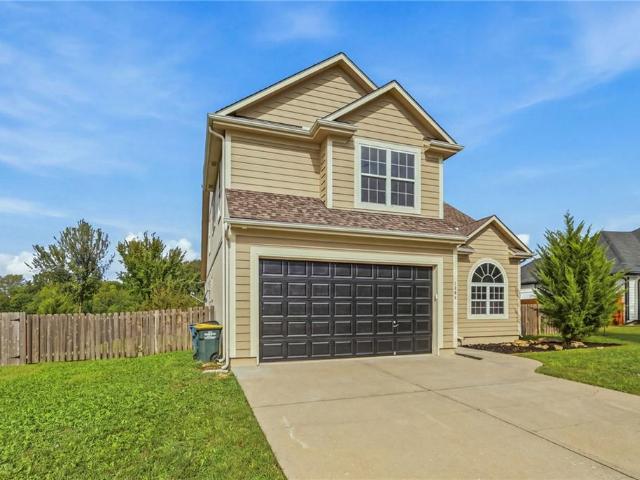 House for sale in Louisburg, Miami County