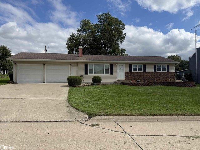 House for sale in Tama, Tama County