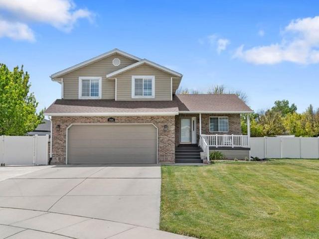 House for sale in Riverton, Utah