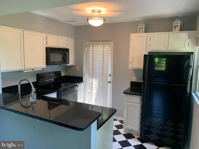 Condo for sale in Alexandria
