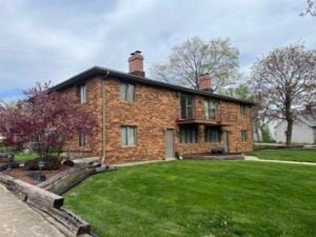 House for sale in Ontario, Ames