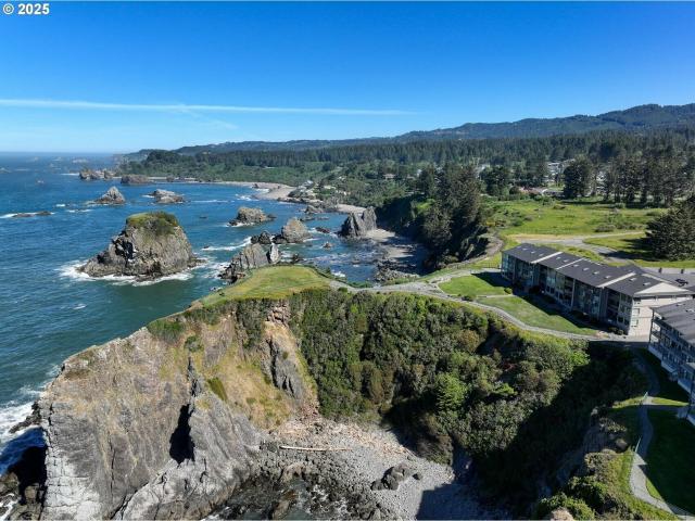 Condo for sale in Brookings