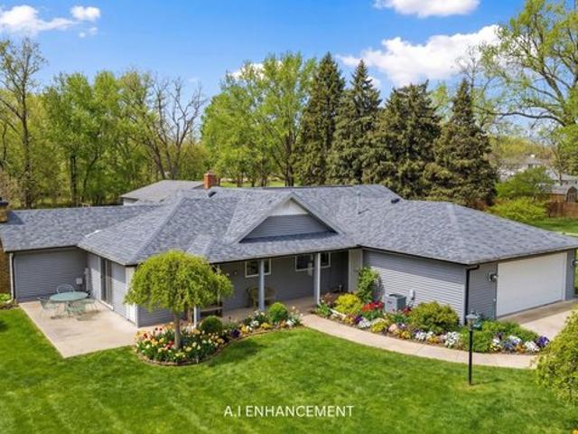 House for sale in Whiteside, Illinois