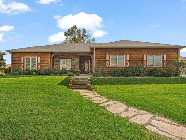 House for sale in Wakarusa Ridge Estates, Eudora