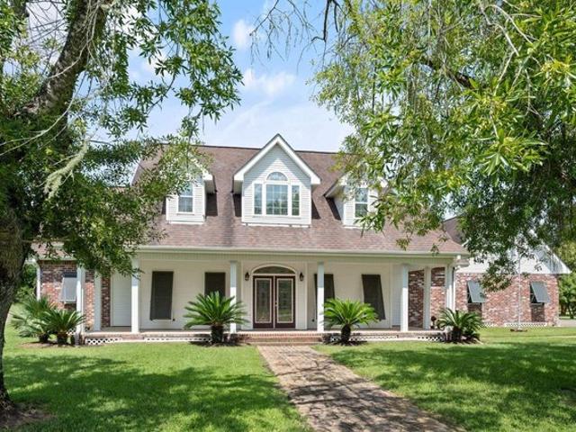 House for sale in Vacherie, Louisiana