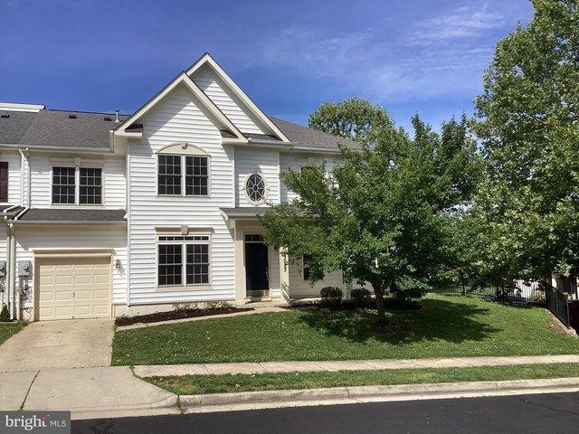Townhouse for sale in Virginia