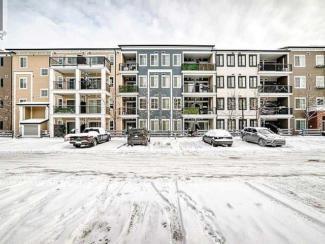 Condo for sale in Northwest, Alberta