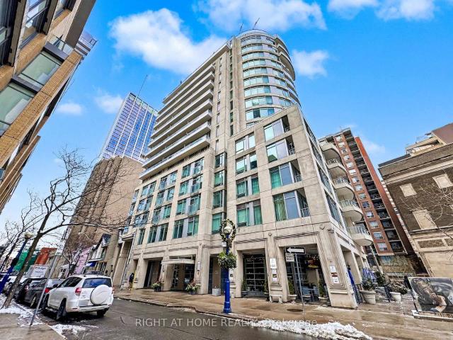 Condo for sale in Toronto, Golden Horseshoe