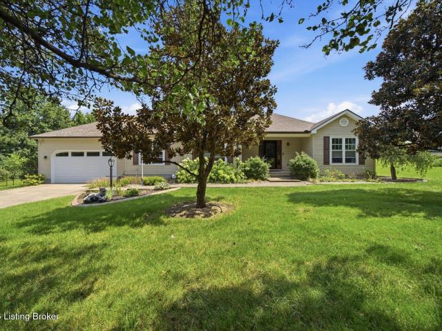 House for sale in Shepherdsville, Kentucky
