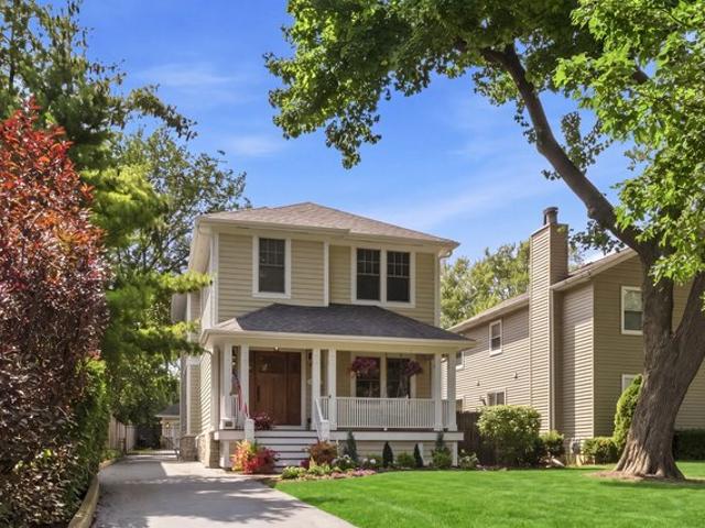 House for sale in Lake Forest, Lake County