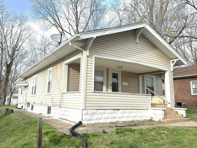 House for sale in Murphysboro, Illinois