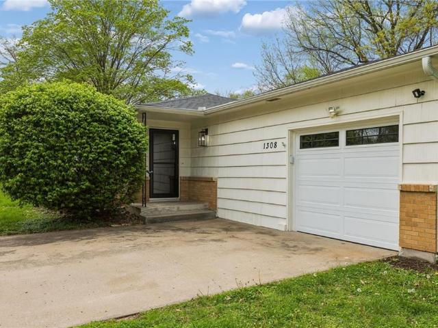 House for sale in Liberty, Missouri