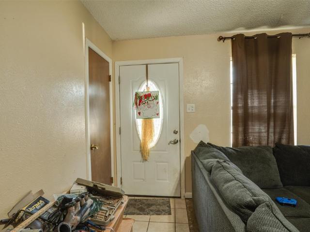 House for sale in Iowa Park, Texas