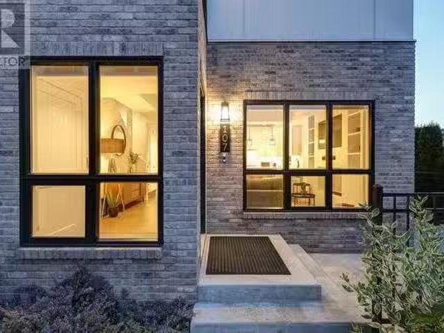 Condo for sale in Winfield, British Columbia