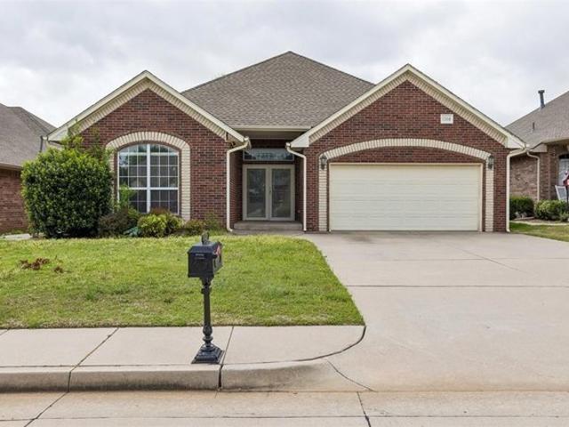 House for sale in Yukon, Oklahoma